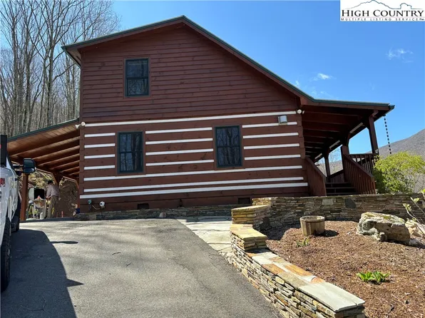 6704 Meatcamp Road, Todd, NC 28684