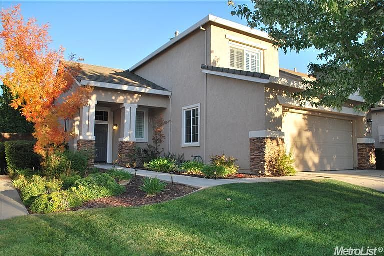 1st image of 652 Plum Creek Ct