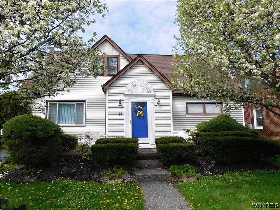 1st image of 18 Warsaw St