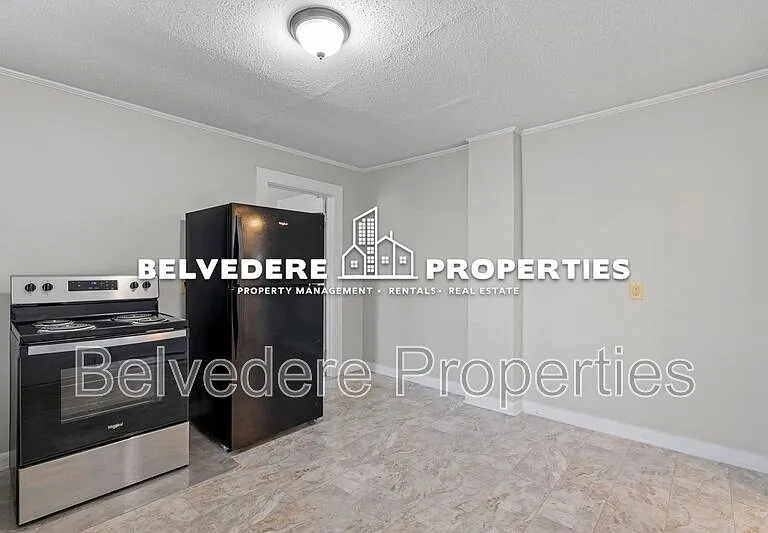 114 Charles Ave #B — Photo 13