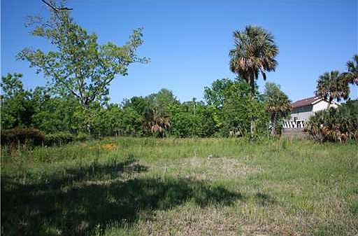 2nd image of 216 Hiern Ave