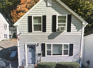 46 Beacon St, Woburn, MA 01801