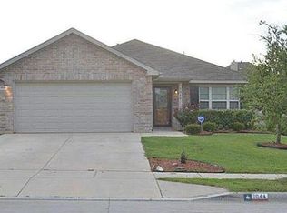 1044 Long Pointe Ave, Fort Worth, TX 76108