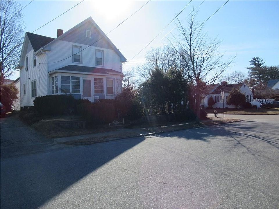 1st image of 256 Woodbine St