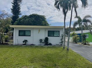 354 Manchester St, Boca Raton, FL 33487