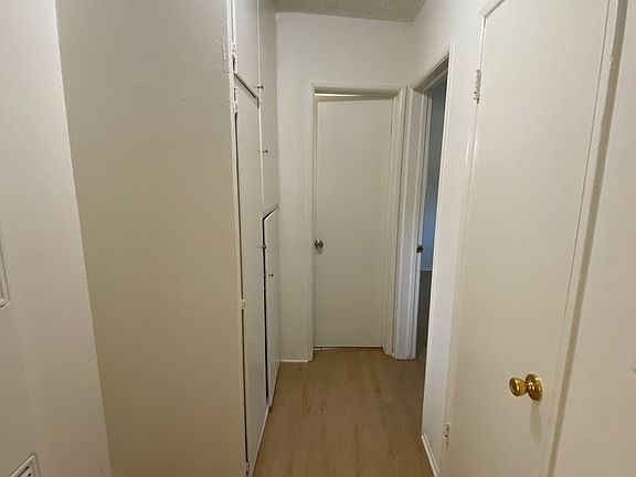 3rd image of 11820 Chandler Blvd #1B-1Ba