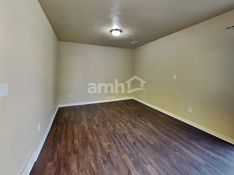 6334 S Clover Creek Ln — Photo 8