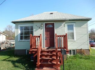 1123 6th Ave NE, Minot, ND 58703
