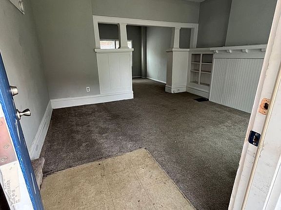 3rd image of 1087-1097 Stanley Ave #1093