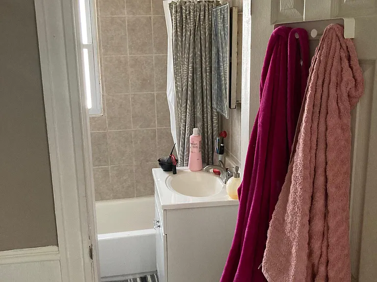 200 Beaver St #3 — Photo 8