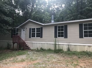 236 Forest Ln, Starr, SC 29684