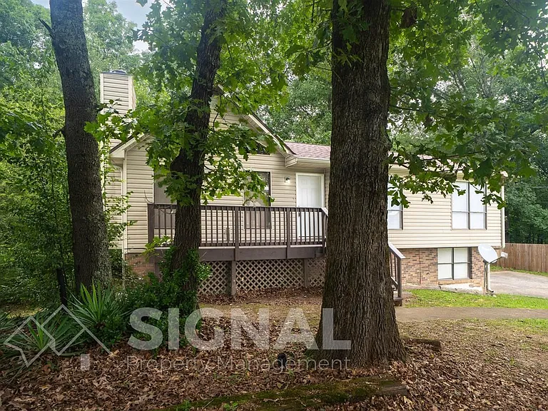 3037 Apple Valley Ln — Photo 2