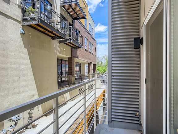 Second story balcony off living room