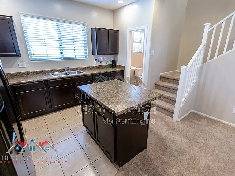 2218 N 77th Dr — Photo 28
