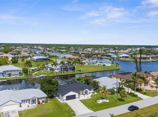 9310 Rosebud Cir, Port Charlotte, FL 33981