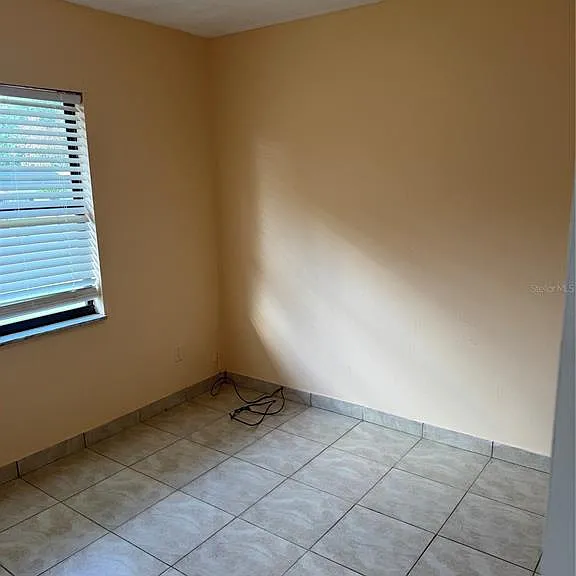 5816 Viking Rd — Photo 8