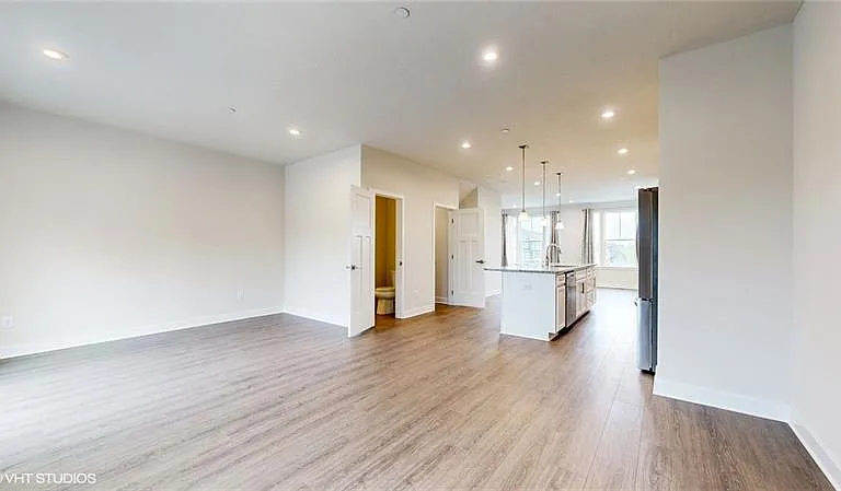 4908 Spruce Rd — Photo 16