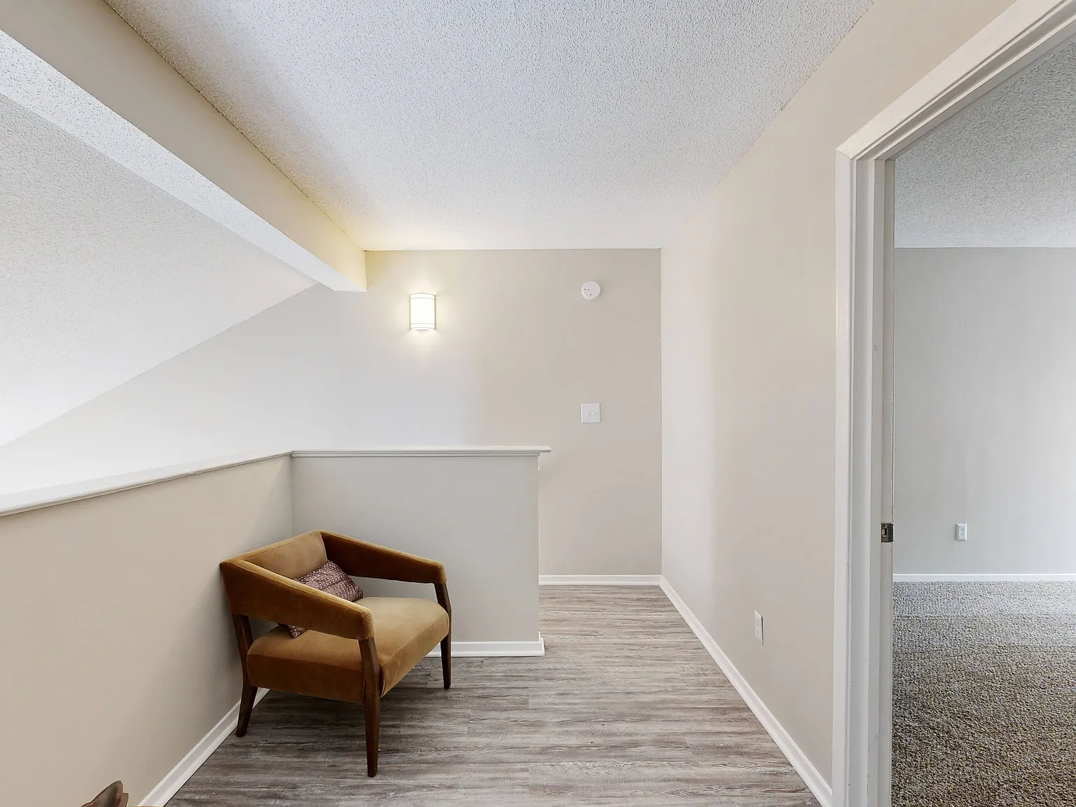 The Vale Apartments and Townhomes — Photo 4