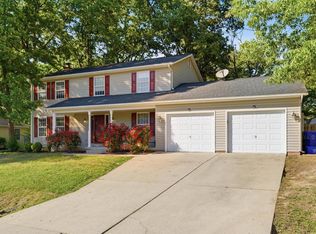 2760 Sun Valley Dr, Waldorf, MD 20603