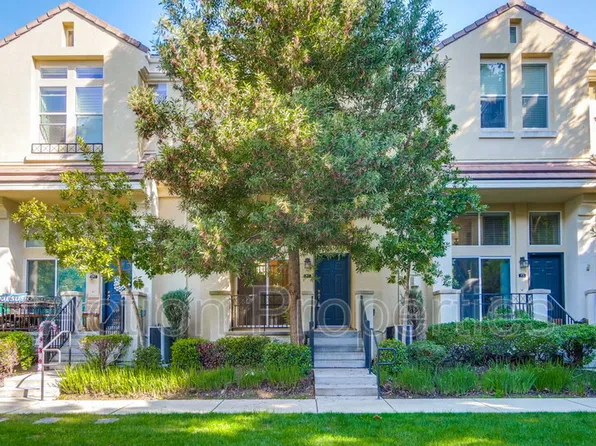 169 Bel Air Ct, Mountain View, CA 94043