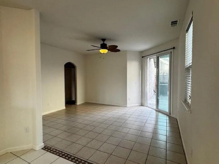 8224 Shay Cir — Photo 9