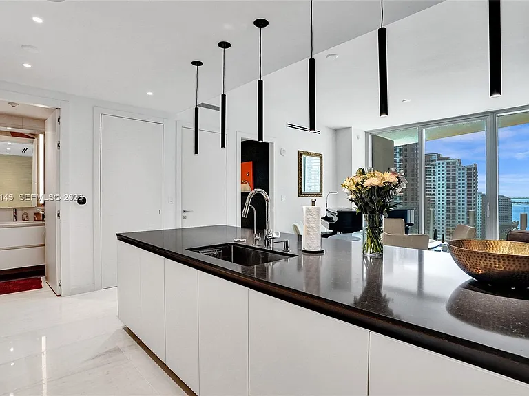 300 Biscayne Boulevard Way #2106W — Photo 7