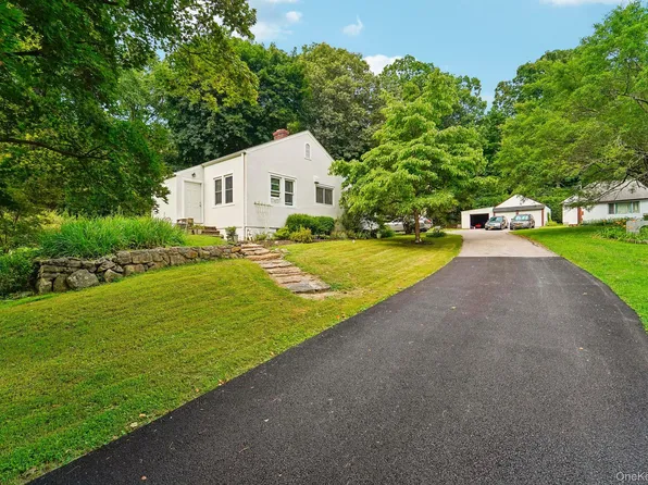 77 Baron De Hirsch Road, Crompond, NY 10517