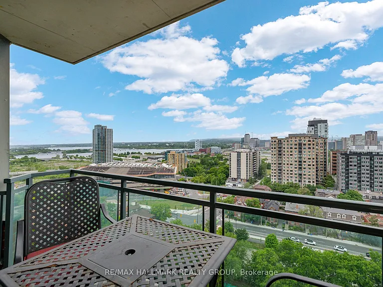 570 Laurier Ave W #1604 — Photo 17