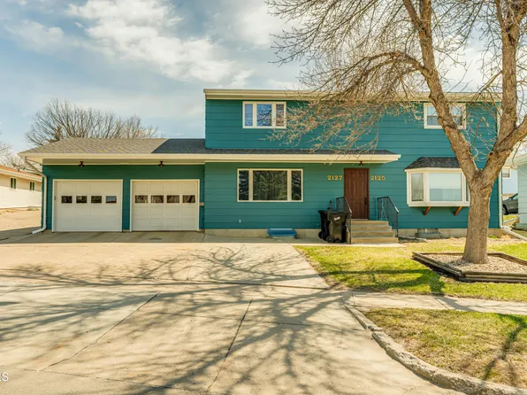 2127 E Boulevard Ave, Bismarck, ND 58501