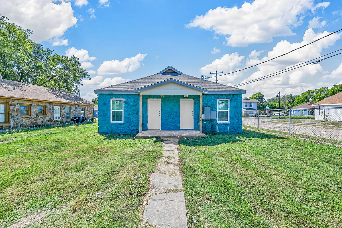 Building Photo - 1601 E Hattie St #1