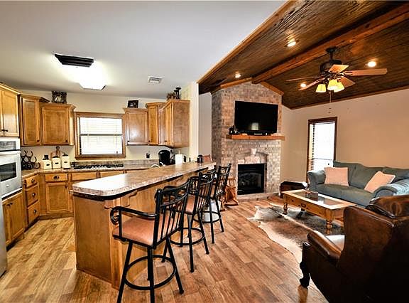 2nd image of 387 County Road 1460