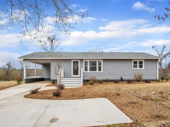 519 N Randolph Ave #B, Landrum, SC 29356