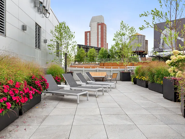 133 Water St #4C — Photo 7
