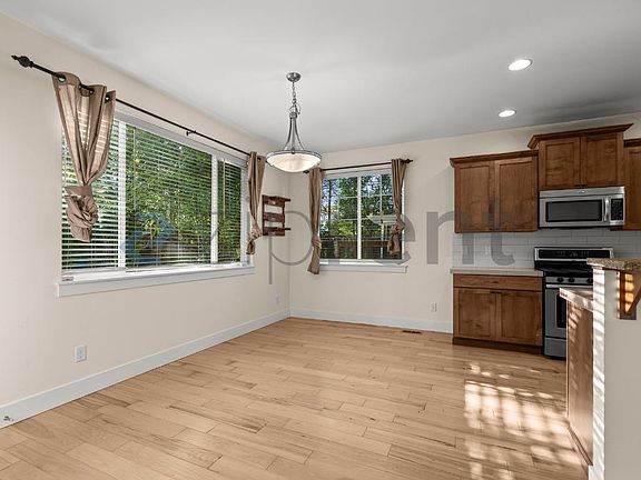 4th image of 16225 41st Dr SE