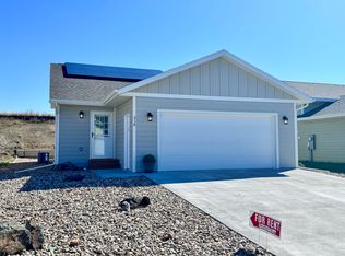 316 Diamond Ridge Blvd, Rapid City, SD 57703