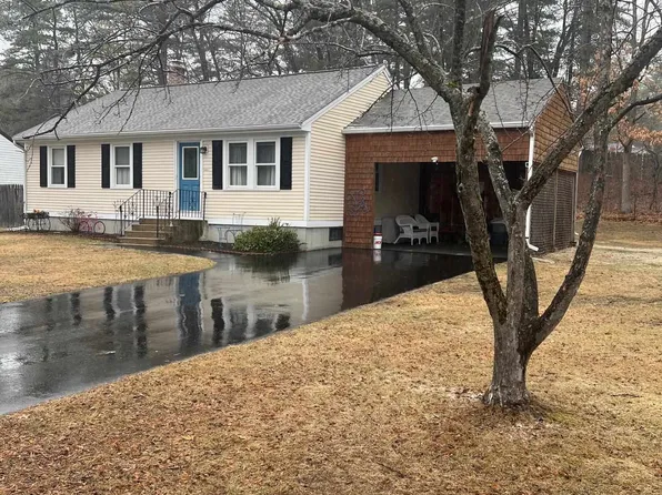 30 Chesterfield Drive, Concord, NH 03301