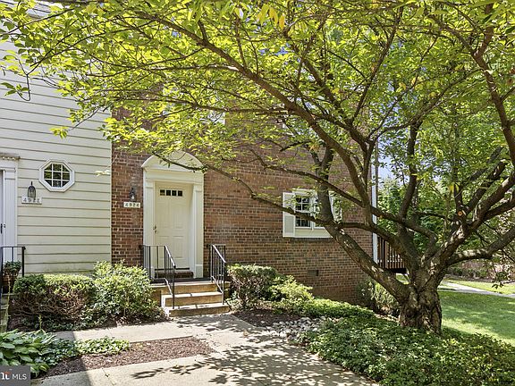 4th image of 4924 Bradley Blvd #239