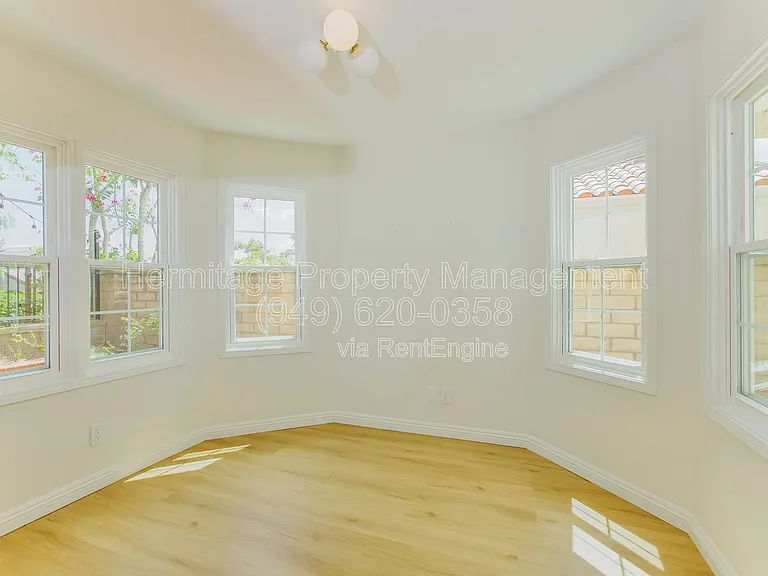 28142 Ambar — Photo 6