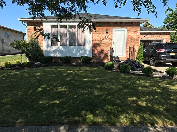 2nd image of 140 Woodgate Dr
