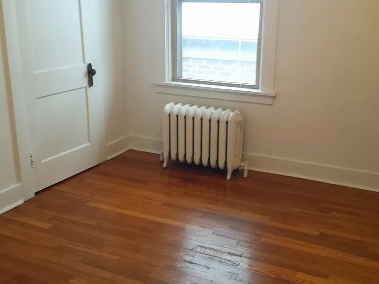 5923 Douglas St — Photo 9