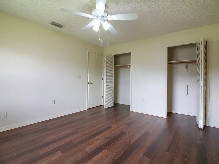 770 Highland Gardens Ln — Photo 6
