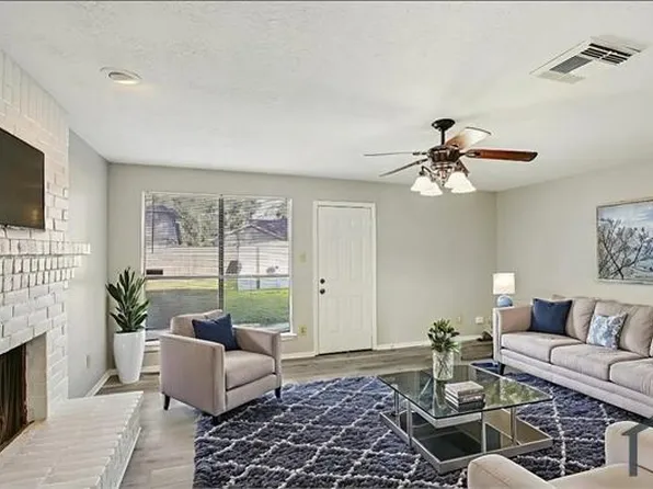 3715 Wells Mark Dr, Humble, TX 77396