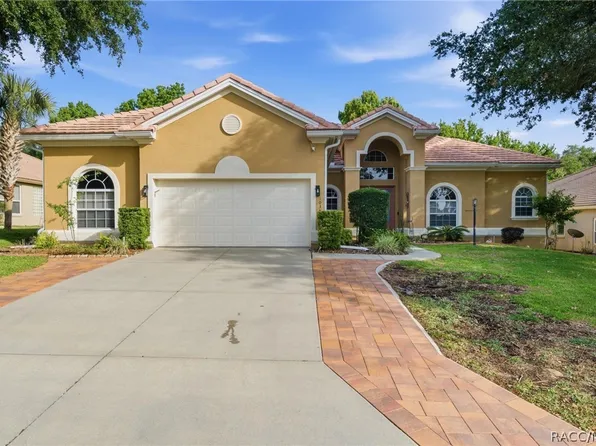 1038 W Rollingwood Ct, Hernando, FL 34442