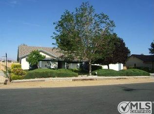 13619 Cochise Rd, Apple Valley, CA 92308