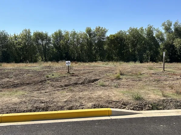 3173 NW Shadden Dr #65, McMinnville, OR 97128