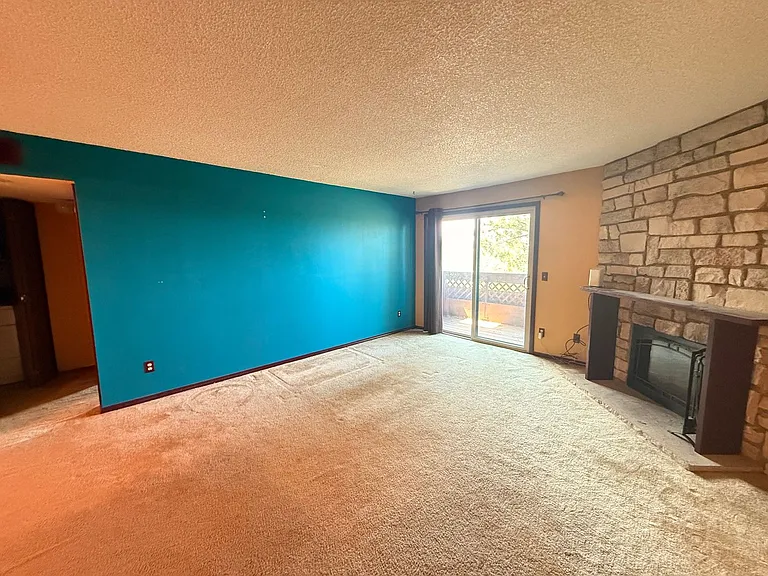 429 Wright St #202 — Photo 2