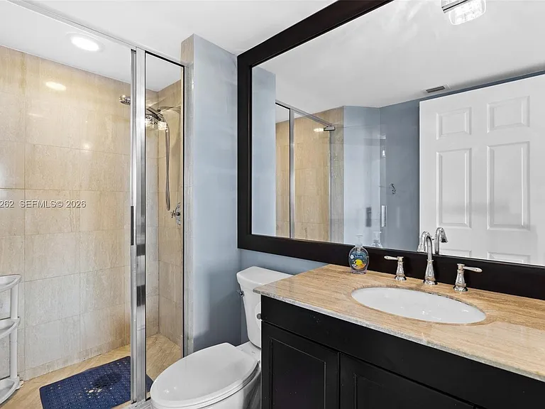 18671 Collins Ave #404 — Photo 27
