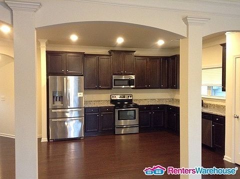 1st image of 308 Lakeside Ln