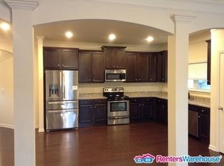308 Lakeside Ln, Woodstock, GA 30188