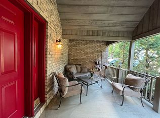 1117 E Rustic Rd, Appleton, WI 54911